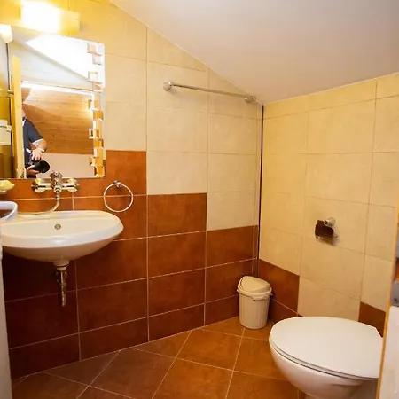 Maison d'hôtes пъстрина *