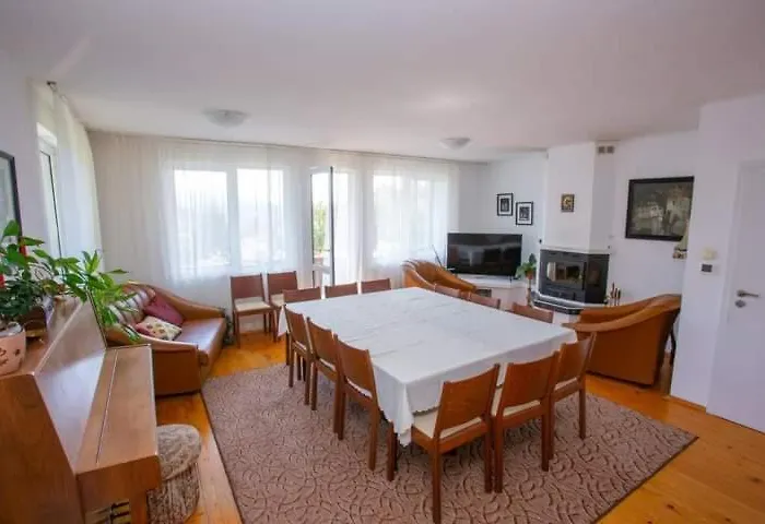 Gæstehus пъстрина Subotkovtsi