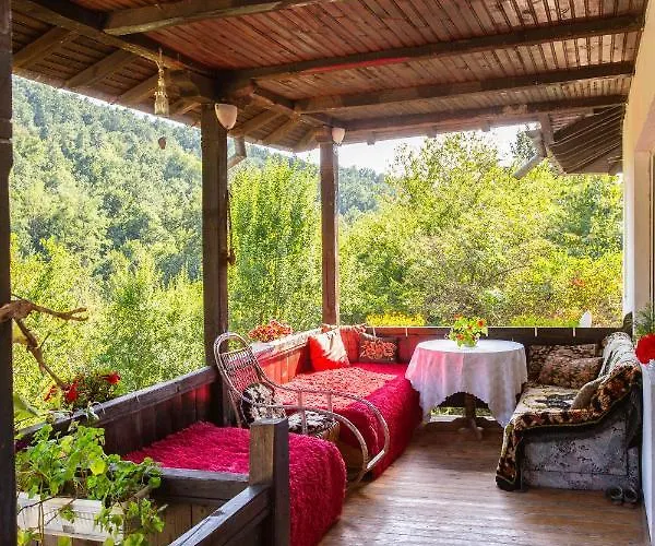 пъстрина Gæstehus