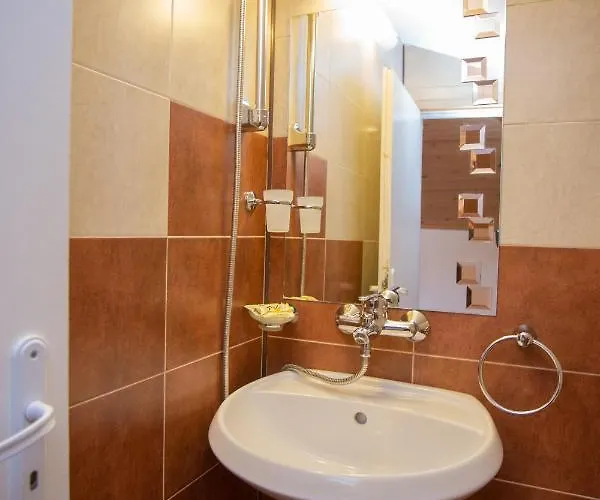 пъстрина 3* Subotkovtsi